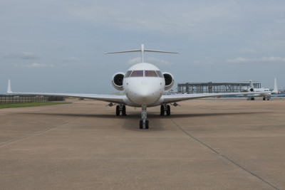 2015 Bombardier Global 6000: 