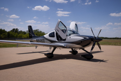 2021 Cirrus SR22T G6 GTS: 