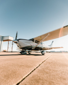 2000 Cessna 206H Stationair: 