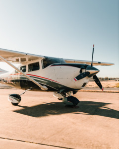 2000 Cessna 206H Stationair: 
