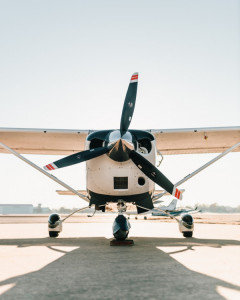 2000 Cessna 206H Stationair: 