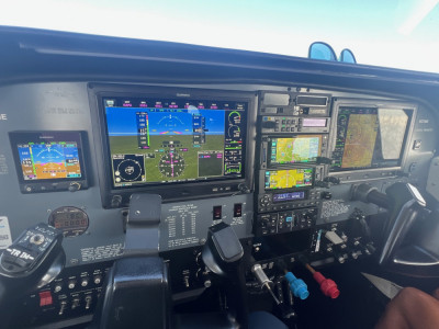 2000 Cessna 206H Stationair: 