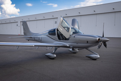 2018 Cirrus SR22 GTS: 