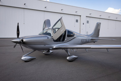 2018 Cirrus SR22 GTS: 