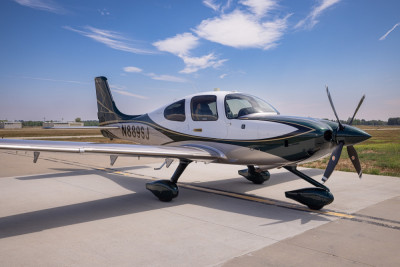 2022 Cirrus SR22T G6 GTS: 