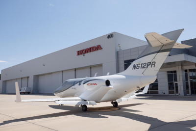 2017 Honda HondaJet APMG: 