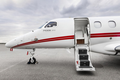 2021 Embraer Phenom 300E: 