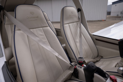 2011 Diamond DA-40XLS: 
