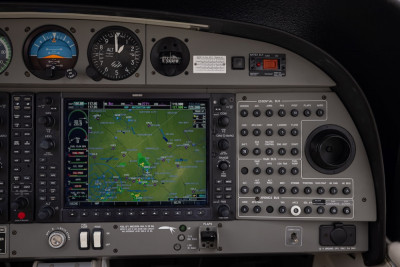 2011 Diamond DA-40XLS: 