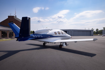2016 Cirrus Vision Jet: 