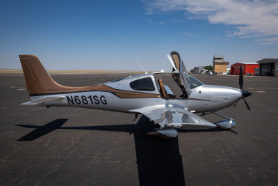2015 Cirrus SR22T G5 GTS: 