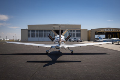 2015 Cirrus SR22T G5 GTS: 