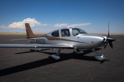 2015 Cirrus SR22T G5 GTS: 