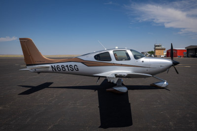 2015 Cirrus SR22T G5 GTS: 