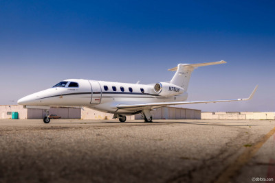 2017 Embraer Phenom 300: 