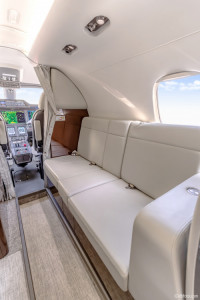 2017 Embraer Phenom 300: 