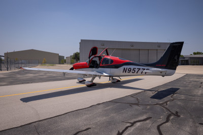 2015 Cirrus SR22T G5 GTS: 