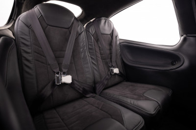 2004 Cirrus SR22 G2: 