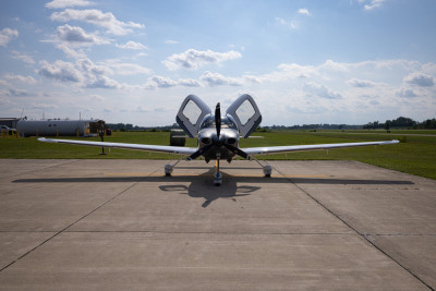 2004 Cirrus SR22 G2: 