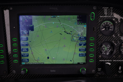 2004 Cirrus SR22 G2: 