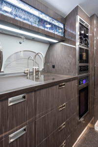 2018 Gulfstream G650ER: Forward Galley Equipment
