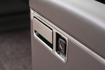 2018 Gulfstream G650ER: Cabin Seat Controls