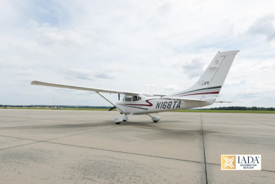 2001 Cessna 182T Skylane: 