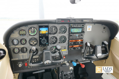 2001 Cessna 182T Skylane: 