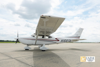 2001 Cessna 182T Skylane: 