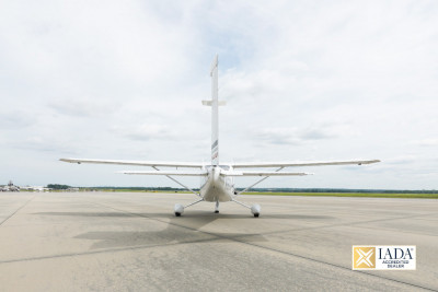 2001 Cessna 182T Skylane: 