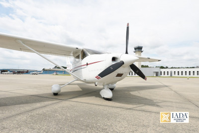 2001 Cessna 182T Skylane: 