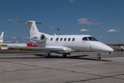 2015 Embraer Phenom 300: 