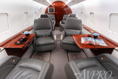 2005 Bombardier Challenger 300: 