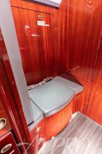 2005 Bombardier Challenger 300: 