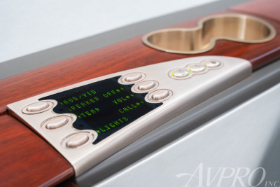 2005 Bombardier Challenger 300: 