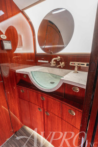 2005 Bombardier Challenger 300: 