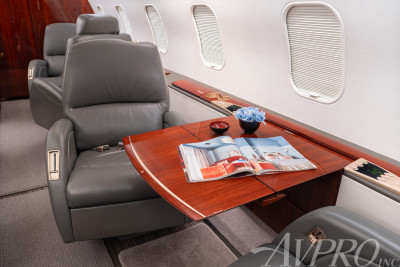 2005 Bombardier Challenger 300: 