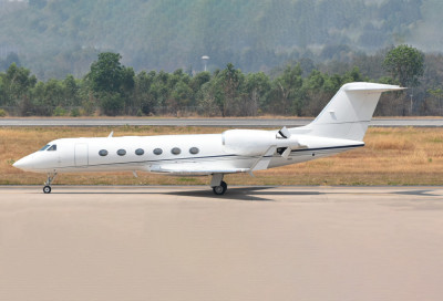 2005 Gulfstream G450: 