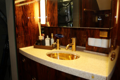 2005 Gulfstream G450: 