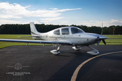 2011 Cirrus SR22 G3: 