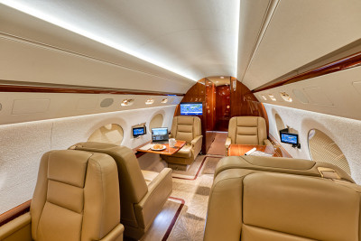 2015 Gulfstream G550: N900AL Interior Fwd