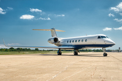2015 Gulfstream G550: N900AL - Exterior 2