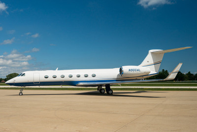 2015 Gulfstream G550: N900AL - Exterior 1