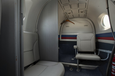 1999 Beechcraft King Air 350: 