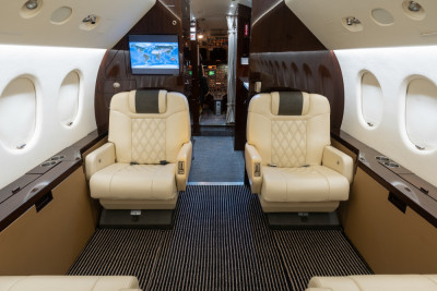 1995 Dassault Falcon 900B: 