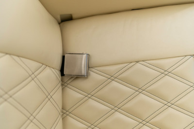 1995 Dassault Falcon 900B: 