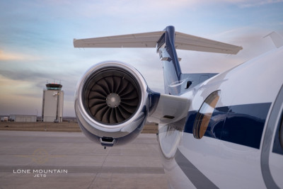 2018 Embraer Phenom 300E: 