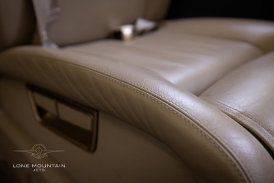 2018 Embraer Phenom 300E: 