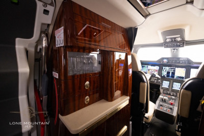 2018 Embraer Phenom 300E: 