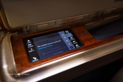 2018 Embraer Phenom 300E: 